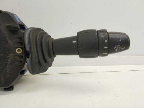 Foto 4ª: Mando Luces Fiat Stilo 1.9 JTD - 1.9 JTD 115 ACTIVE 116CV 85KW [192A1000] (2002)