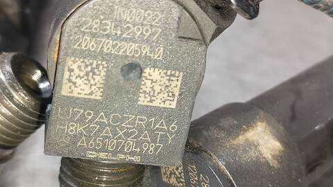 Foto 3ª: Inyectores Mercedes Sprinter 310/313/316 CDI 906.131/132/133/135) 129CV 95KW CAJA ABIERTA [651955] (2011)