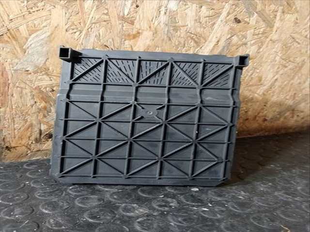 Foto 3ª: Caja Reles Fusibles Peugeot 407 1.6 HDI 109CV (2004)