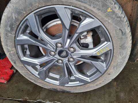 LLanta Chapa Ford Focus ST-LINE 155CV 114KW