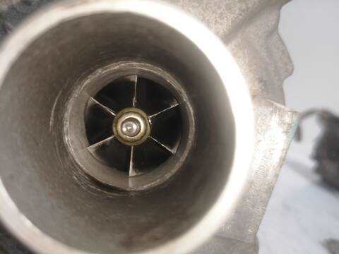 Foto 3ª: Turbocompresor Ford Focus F9DA BERLINA (2004)