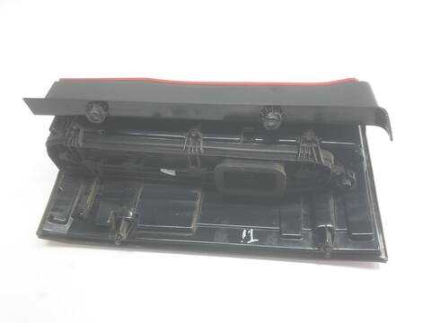 Foto 2ª: Piloto Trasero Izquierdo Volkswagen Crafter 35 FURGON BL TSA FWD (2017)