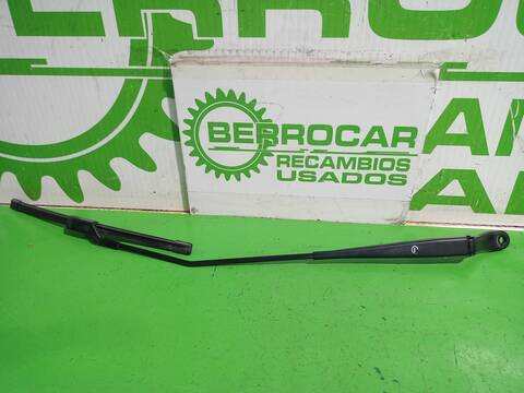 Foto 3ª: Brazo Limpia Delantero Derecho Citroen C3 ORIGINS 82CV 60KW [EB2FA] (2021)
