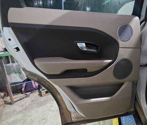 Tapizados Cartoneras Land Rover Range PURE 150CV 110KW