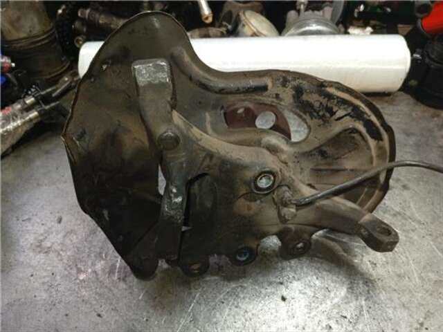 Foto 3ª: Mangueta Delantera Izquierda Mercedes Clase C 160 1.8 C 180 COMPRESSOR (203.746) [1.8 LTR. - 105 KW CAT] [M 271.946]