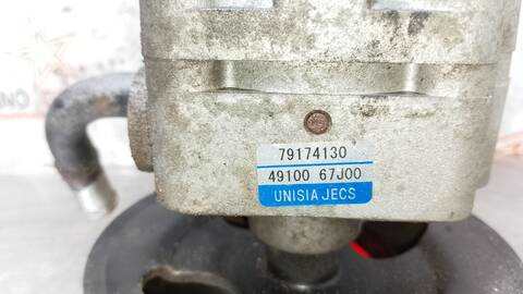 Foto 4ª: Bomba de Direccion Suzuki Grand Vitara 1.9 DDIS JLX-EL 5-PTAS.) 129CV 95KW [F9Q268] (2008)