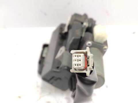 Foto 3ª: Cerradura Maletero Portón Toyota Rav4 197CV [2AR] (2017)