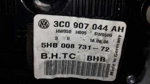 Foto 3ª: Mando Climatizador Volkswagen Passat HIGHLINE 4MOTION 140CV 103KW [BKP] (2006)