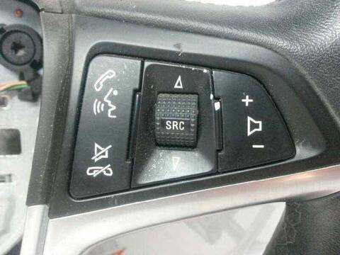 Foto 1ª: Volante Opel Astra 2.0 16V CDTI 165CV 121KW [A20DTH] (2011)