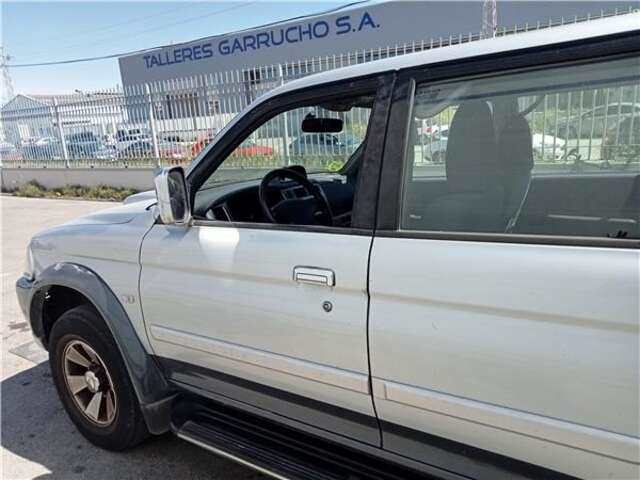 Cerradura Puerta Delantera Izquierda Mitsubishi Montero 2.5 TDI INTENSE [2.5 LTR. - 85 KW TD CAT]
