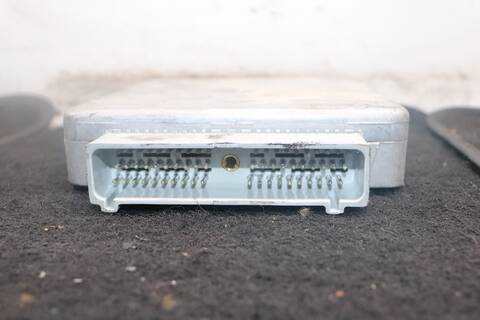Foto 2ª: Centralita Motor ECU Ford Focus GHIA 101CV 74KW (1998)