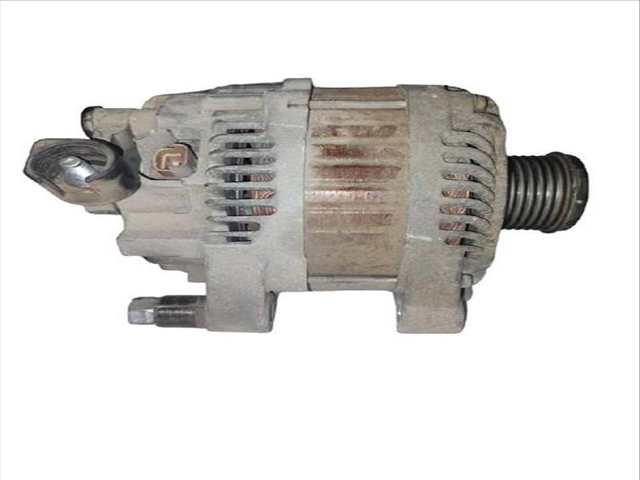 Foto 2ª: Alternador Peugeot 407 2.0 HDI 135 (2004)