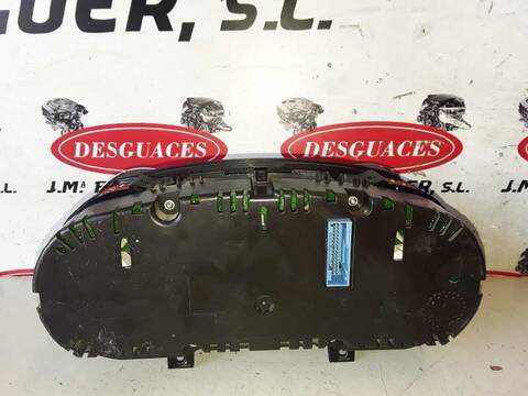 Foto 2ª: Cuadro de Instrumentos Volkswagen Golf ADVANCE 2.0 TDI 140CV (2003)