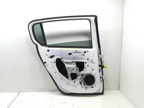 Foto 3ª: Puerta Trasera Izquierda Peugeot 308 BH02 (2015)