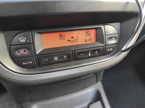 Mando Climatizador Citroen C2 8HZ