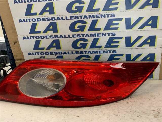 Piloto Trasero Derecho Renault Megane 2.0 DCI COUPE 0CV II COUPE/CABRIOLET EM DESDE 09/2003