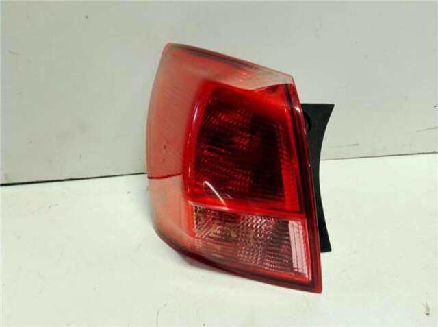 Piloto Trasero Izquierdo Nissan Qashqai 1.5 DCI TURBODIESEL (106 CV)