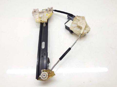 Foto 3ª: Elevalunas Manual Trasero Derecho Seat Leon STYLE 105CV 77KW [CLHA] (2013)