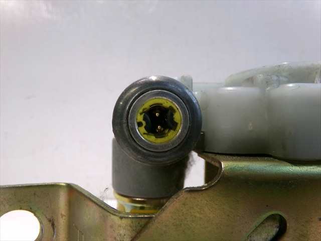 Foto 4ª: Cinturón Delantero Izquierdo Kia Carnival 2.9 CRDI 2001-2006 [J3] (2004)