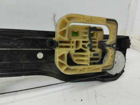 Foto 3ª: Elevalunas Eléctrico Delantero Derecho Iveco Camion D 35S12 [F1AGL411XE] (2021)