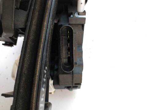 Cerradura Puerta Trasera Derecha Ford Focus 1.0 ECOBOOST