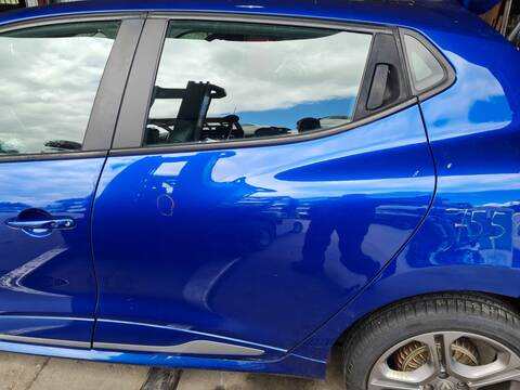 Puerta Trasera Izquierda Renault Clio GT 120CV 88KW