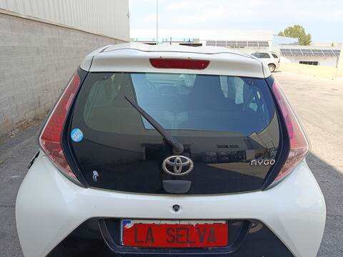 Portón Toyota Aygo 1KR