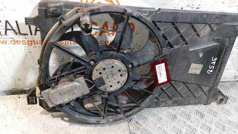 Foto 4ª: Electroventilador Ford Focus AMBIENTE D) BERLINA 116CV 85KW [KKDA] (2006)