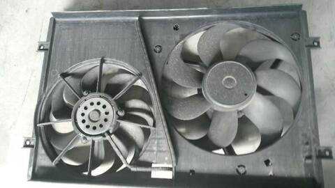 Foto 2ª: Electroventilador Volkswagen Polo 1.9 SDI 64CV 47KW [ASY] (2001)