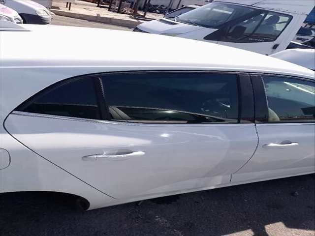 Puerta Trasera Derecha Renault Megane 1.5 DCI 90 B9A1) HATCHBACK IV HATCHBACK B9A/M/N_)