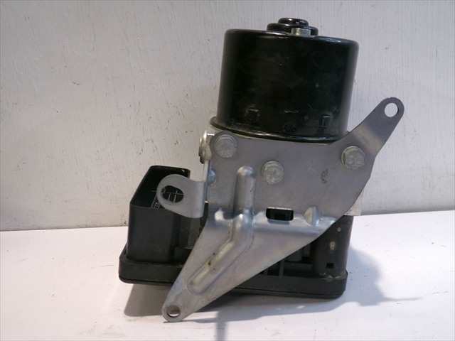 Foto 2ª: Abs Bmw Serie 1 120 2.0 D E82 COUPE 2007-2013 [N47D20C] (2009)