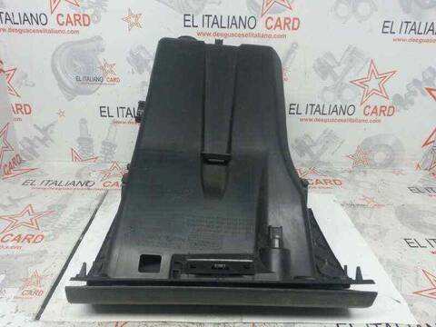 Foto 1ª: Guantera Ford Focus AMBIENTE D) BERLINA 116CV 85KW [KKDA] (2006)