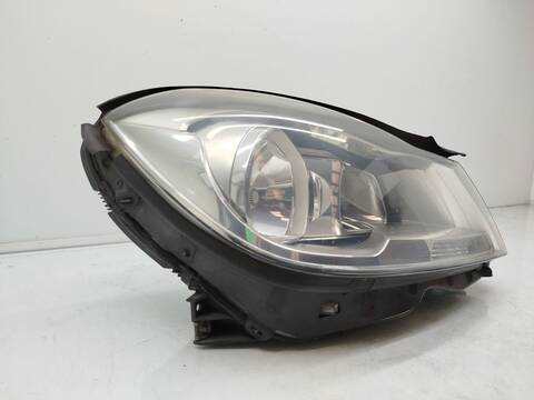 Foto 3ª: Faro Derecho Mercedes Clase C 160 C 200 CDI 204.201) 136CV 100KW [OM 651.913] (2012)