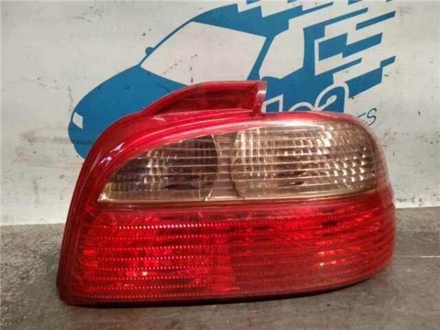 Piloto Trasero Derecho Toyota Avensis 1.6 VVT-I
