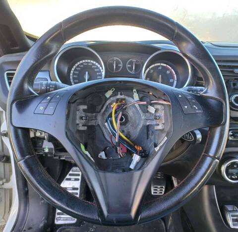 Volante Alfa Romeo Giulietta 2 0 103 KW JTDM 2010 140CV