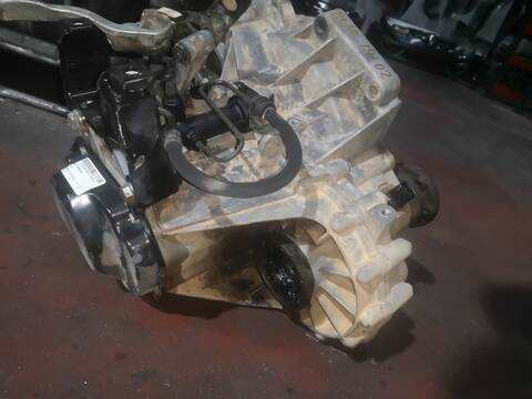 Foto 2ª: Caja Cambios Volkswagen Polo BBY (2002)