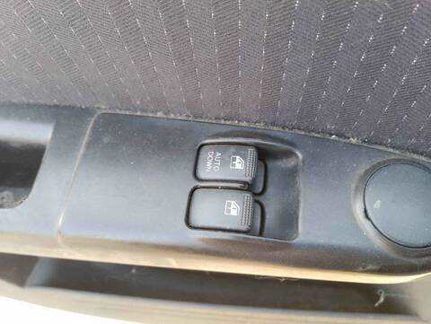 Botonera Elevalunas Hyundai Getz 1.1 BASICO 67CV 49KW