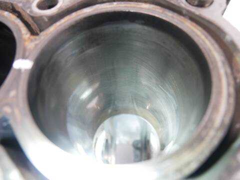 Bloque Motor Ford Transit 95 CV 70KW