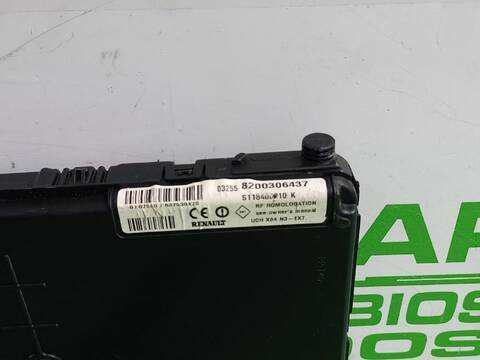 Foto 3ª: Caja Reles Fusibles Renault Scenic 1.6 16V 113CV [K4M761] (2003)