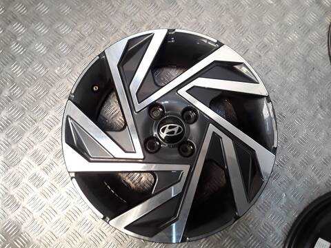 Foto 2ª: Juego LLantas Hyundai i20 1.0 T-GDI 101CV 74KW [G3LE] (2024)