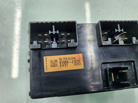 Foto 2ª: Caja Reles Fusibles Kia Xceed DRIVE 160CV 118KW [G4LK] (2022)
