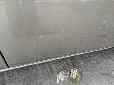 Foto 2ª: Puerta Delantera Derecha Nissan Primera QG16 BERLINA (2003)