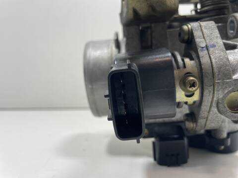 Foto 3ª: Caja Mariposa Nissan Micra CG13 (1997)