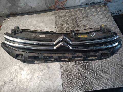 Foto 1ª: Rejilla Delantera Citroen C3 FEEL 102CV 75KW [YH01] (2020)