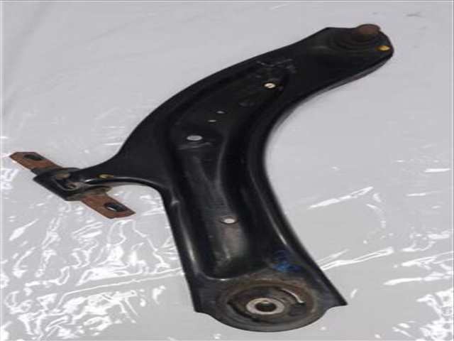 Foto 2ª: Brazo Suspension Delantero Derecho Nissan X-Trail 2.0 DCI ALL MODE 4X4-I NT32) 177CV 130KW III T32_ T32R T32RR) [M9R] (2018)
