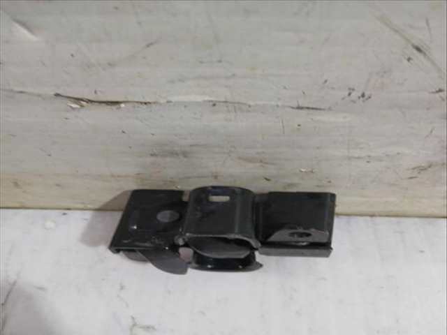 Foto 2ª: Cerradura Capot Mercedes Clase C 160 CLK 240 209.361) 170CV [M 112.912] (2002)