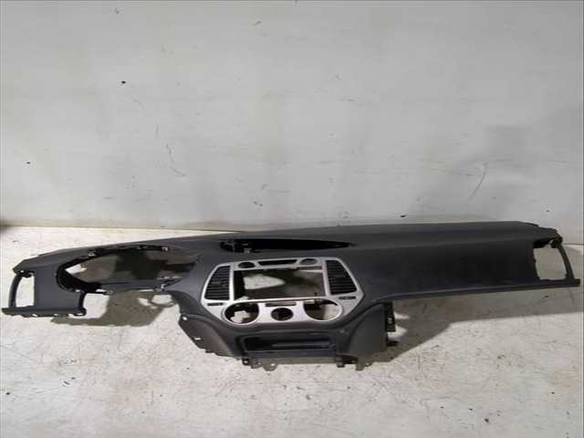 Salpicadero Hyundai i20 1.2 78CV 57KW