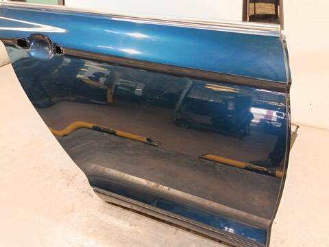 Foto 3ª: Puerta Trasera Derecha Volkswagen Passat 2.0 TDI 150CV 110KW [DTSA] (2022)