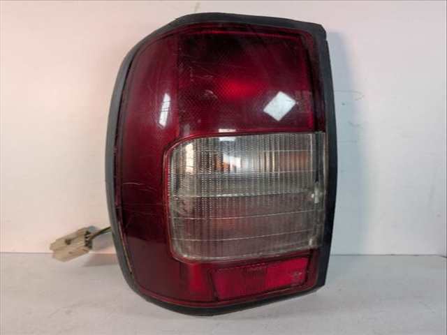 Piloto Trasero Izquierdo Nissan Navara DOBLE CAB FE 4X4 144CV 106KW