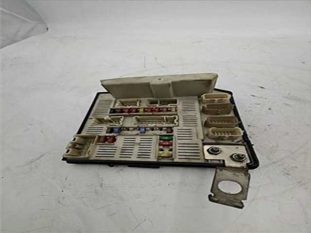 Foto 3ª: Caja Reles Fusibles Renault Scenic 1.5 DYNAMIQUE [1.5 LTR. - 78 KW DCI DIESEL] (JM)(2003-_) [K9K-764]